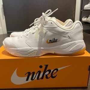 Worn twice Nike Men’s Court Lite in White Sail. Size 9.5
